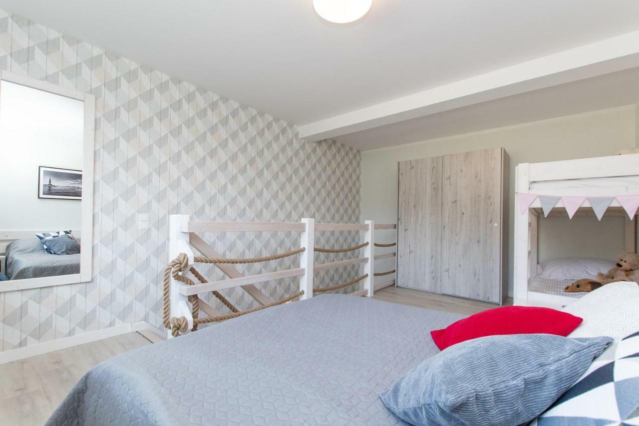 Apartamenty Bieg Устка Екстериор снимка