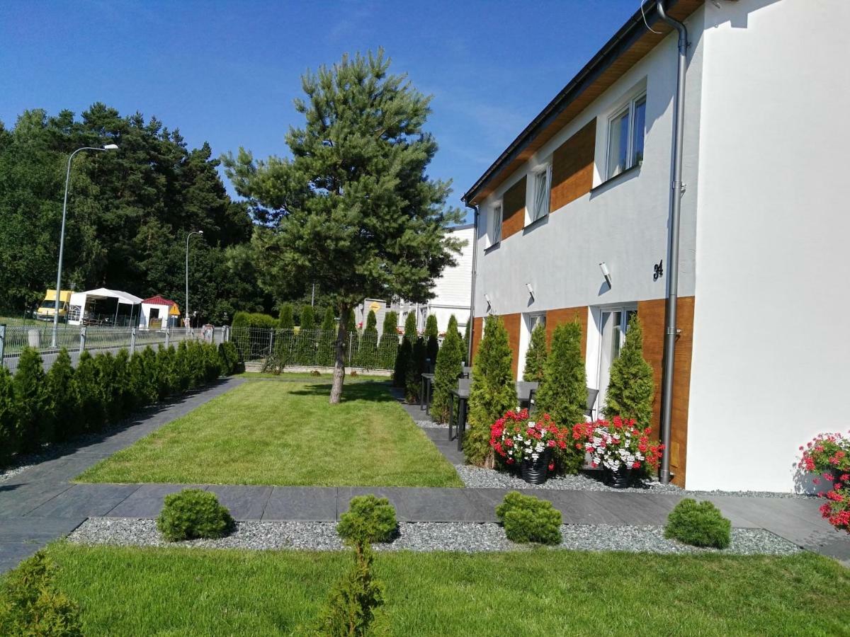 Apartamenty Bieg Устка Екстериор снимка