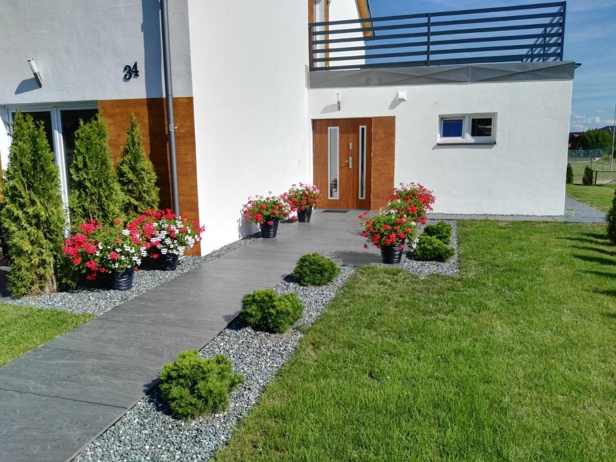 Apartamenty Bieg Устка Екстериор снимка